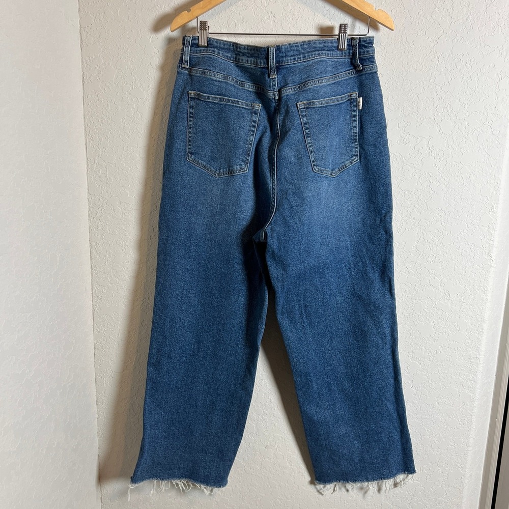 Oliver Logan Medium Wash Slightly Distressed Raw Hem Wide‎ Leg Jeans Size 35 - Picture 5 of 5